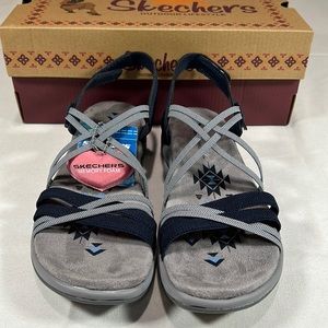 NWT Skechers sandals